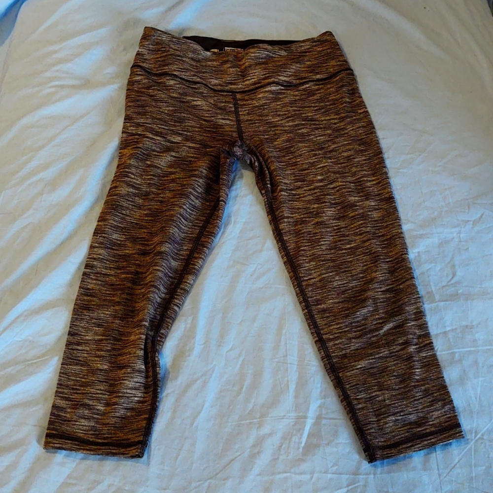 Victoria's Secret Sport M Knockout Capri